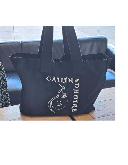 Cailín Dhoire Tote Bag